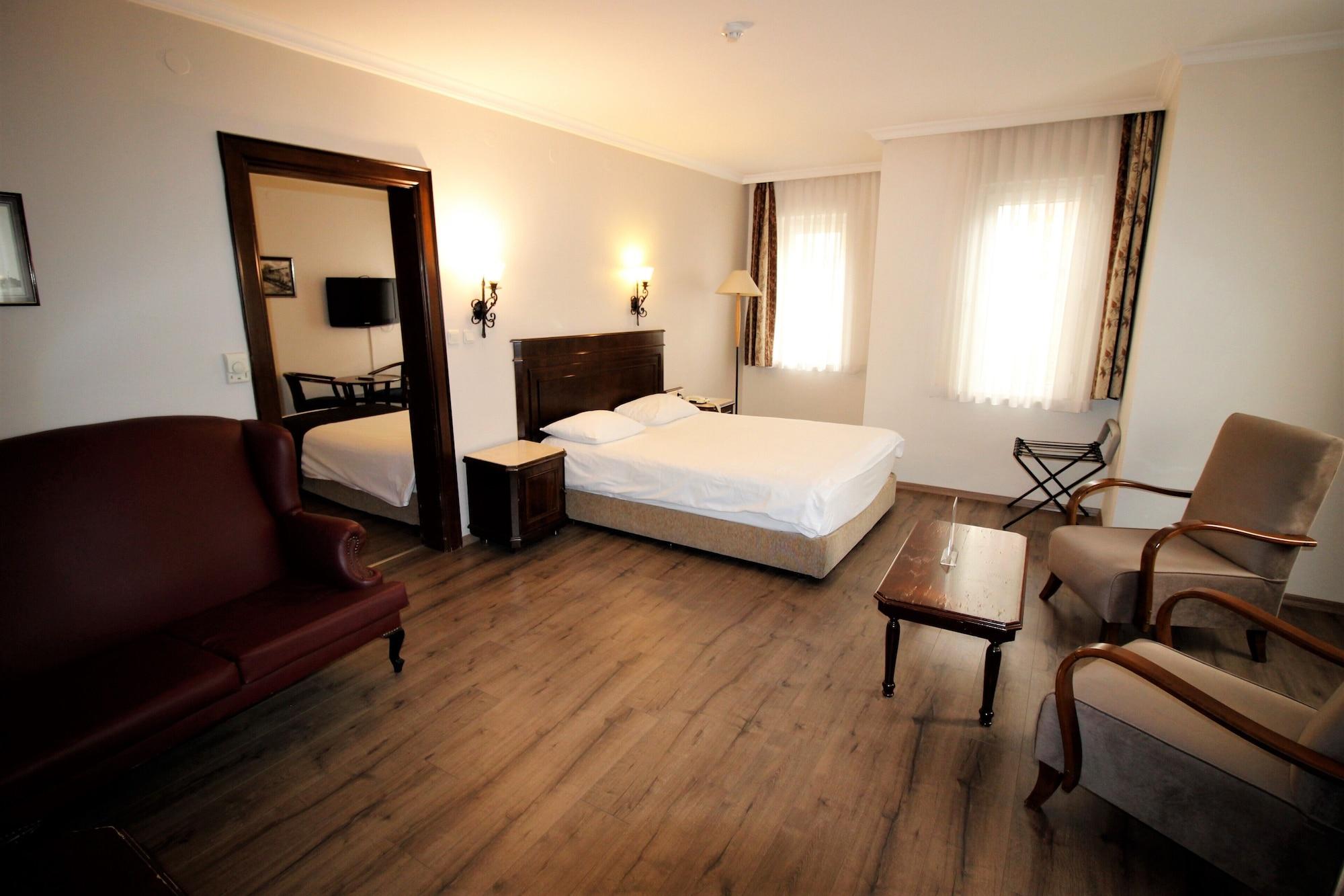 Montania Town Hotel Мудания Екстериор снимка