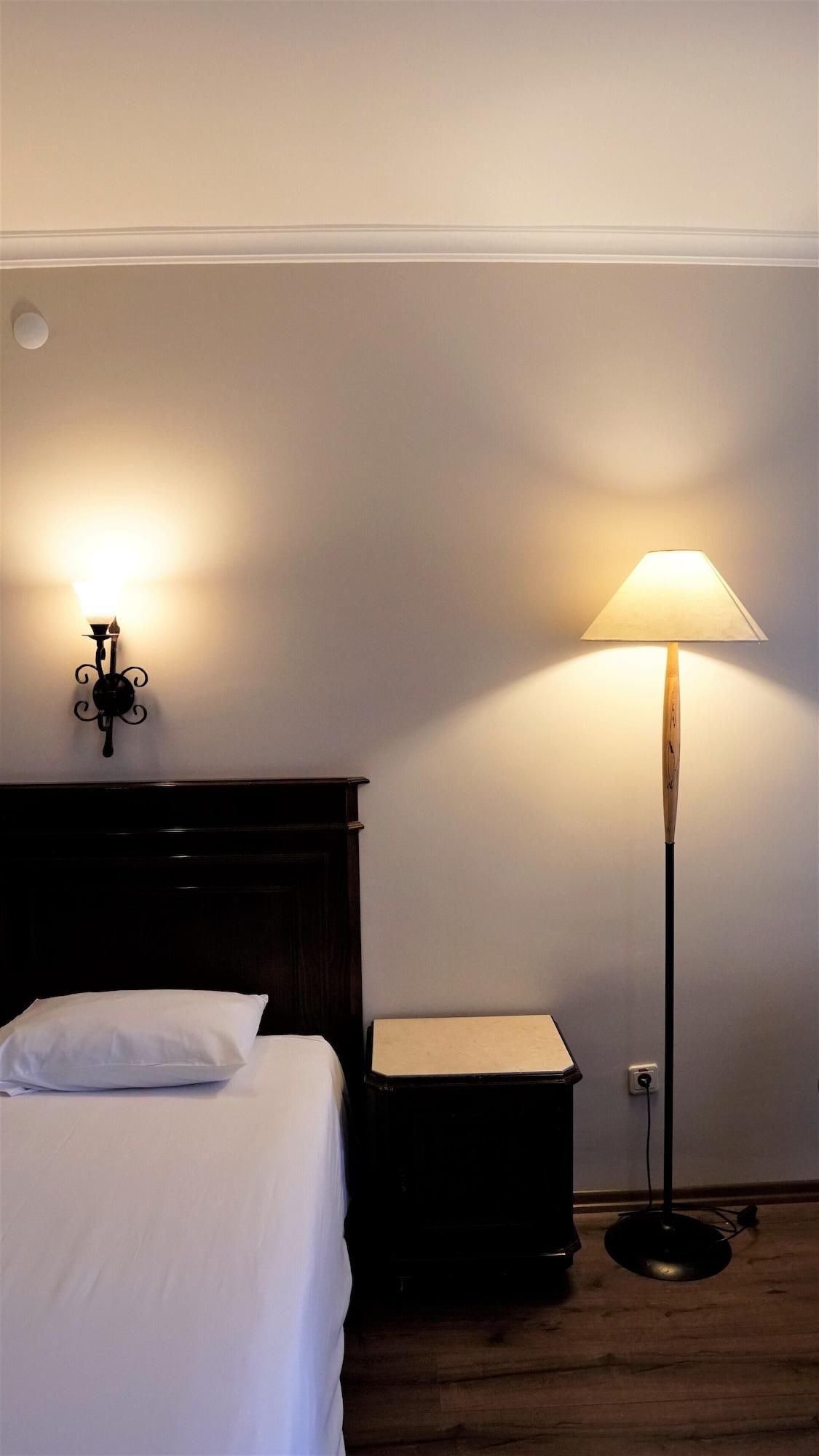 Montania Town Hotel Мудания Екстериор снимка