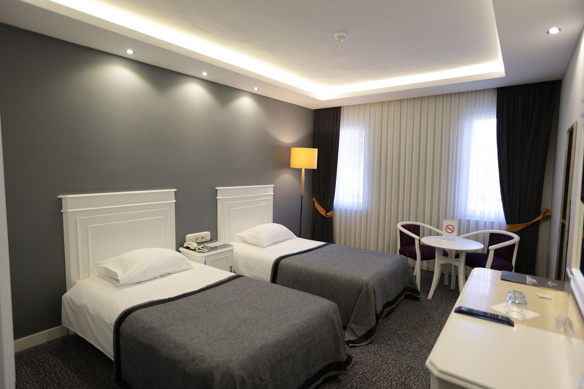 Montania Town Hotel Мудания Екстериор снимка