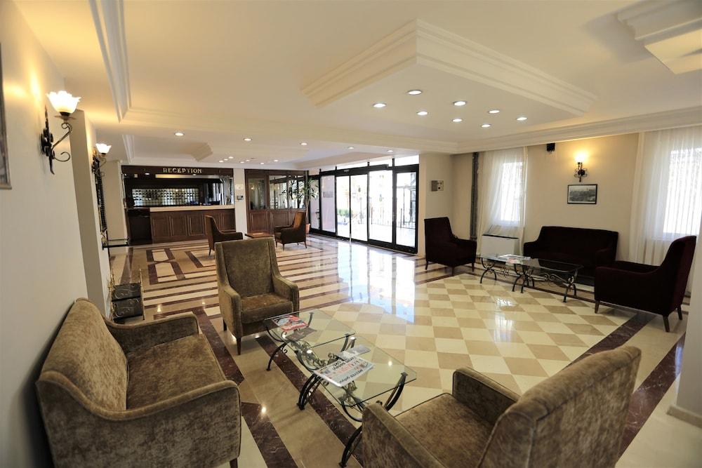 Montania Town Hotel Мудания Екстериор снимка