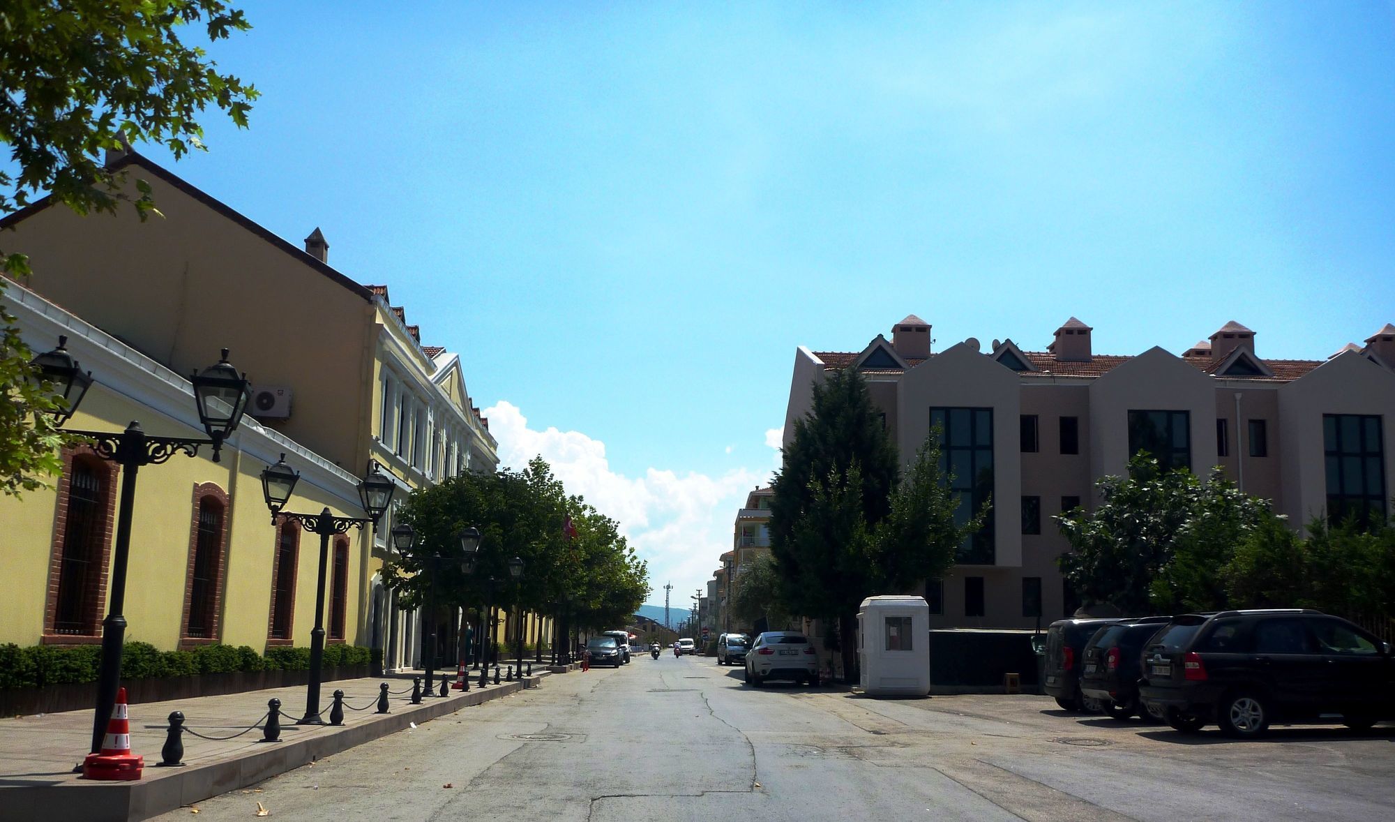 Montania Town Hotel Мудания Екстериор снимка