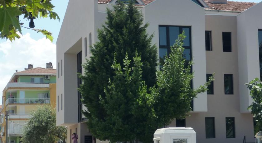 Montania Town Hotel Мудания Екстериор снимка